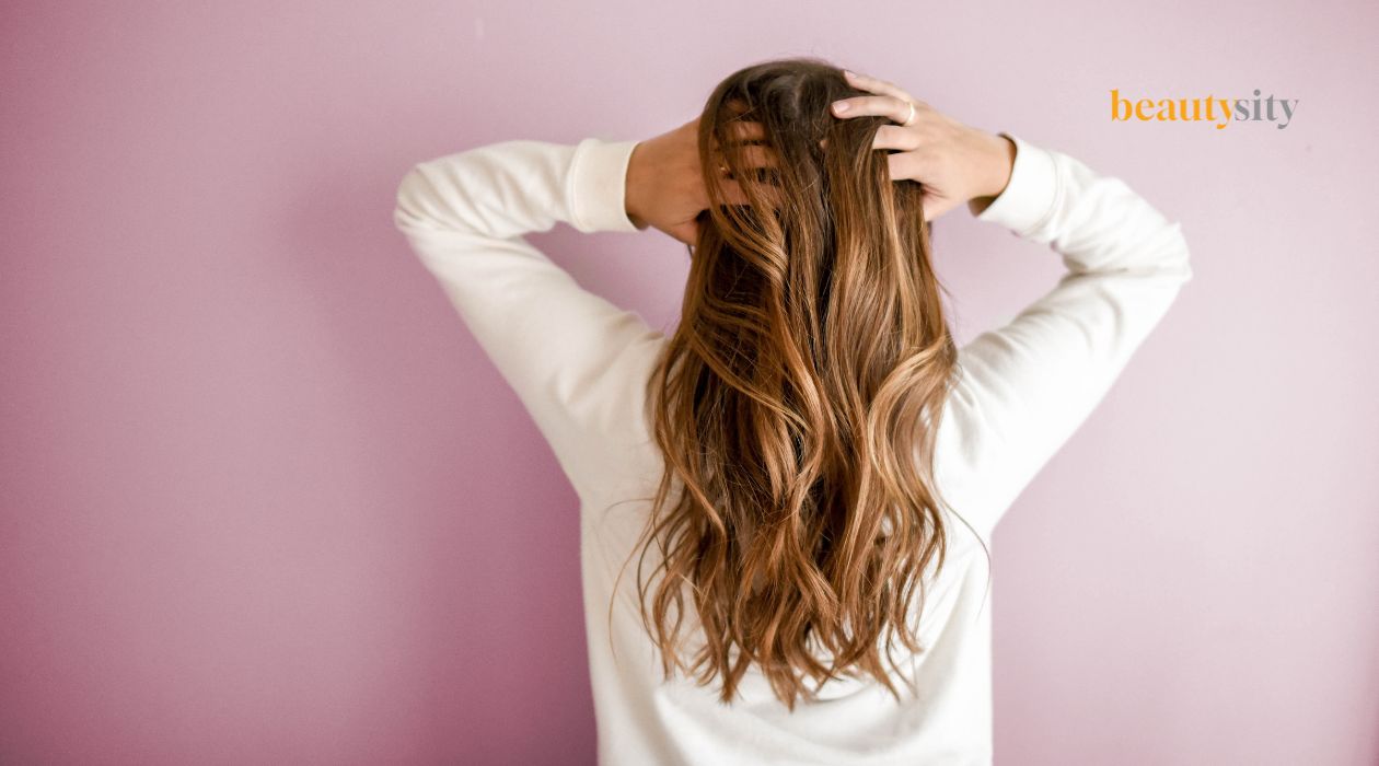 Ikuti 7 Cara Ini Untuk Hilangkan Ketombe Pada Rambut
