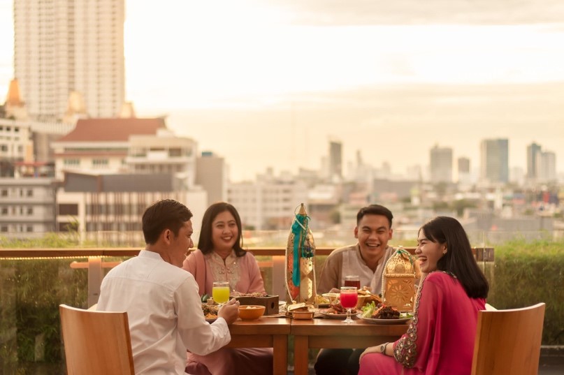 Nikmati Momen Iftar Bersama di Hotel Bintang Lima