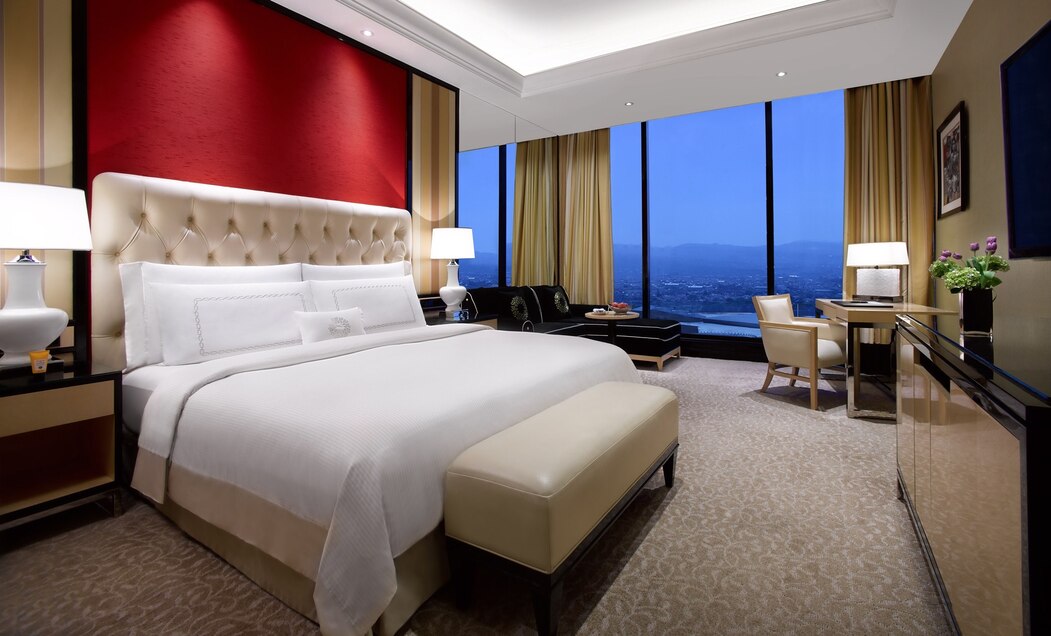 Nikmati Liburan Tak Terlupakan di The Trans Luxury Hotel