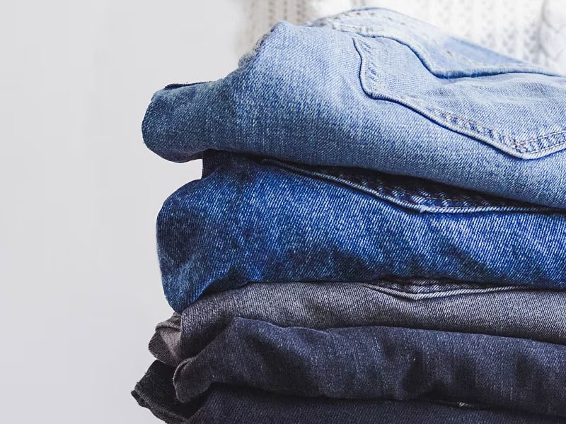 Jaket Denim Favoritmu Butuh Perawatan? Ini Tipsnya!