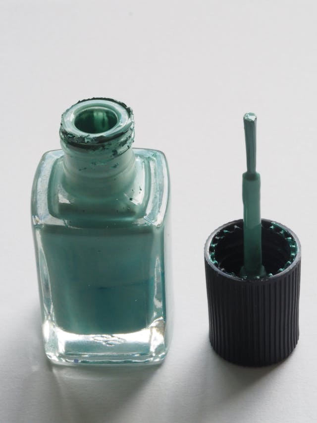 Lucu! Ini 5 Rekomendasi Nail Polish Terbaik 