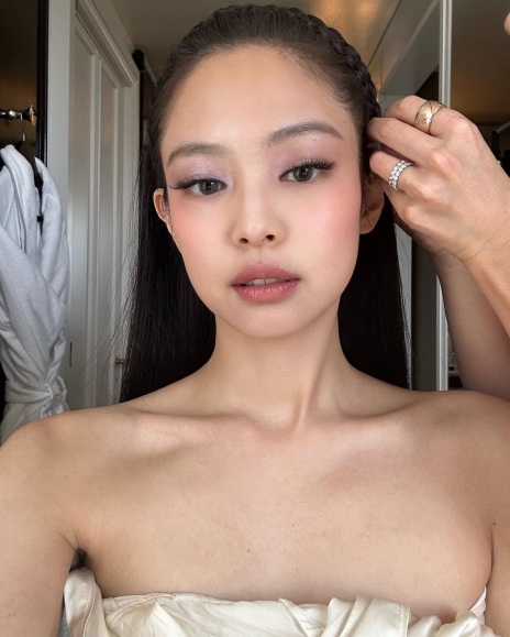 Wah! Ini 5 Rekomendasi Eyeshadow Korea agar Lebih Natural