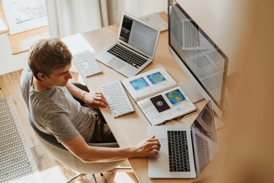 Tak Perlu Khawatir! Ini 7 Tips Bekerja di Bawah Tekanan 