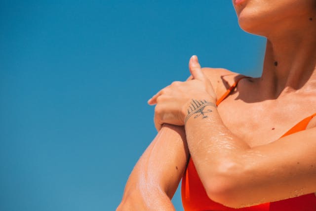 Affordable! Ini 5 Rekomendasi Sunscreen Lokal Terbaik