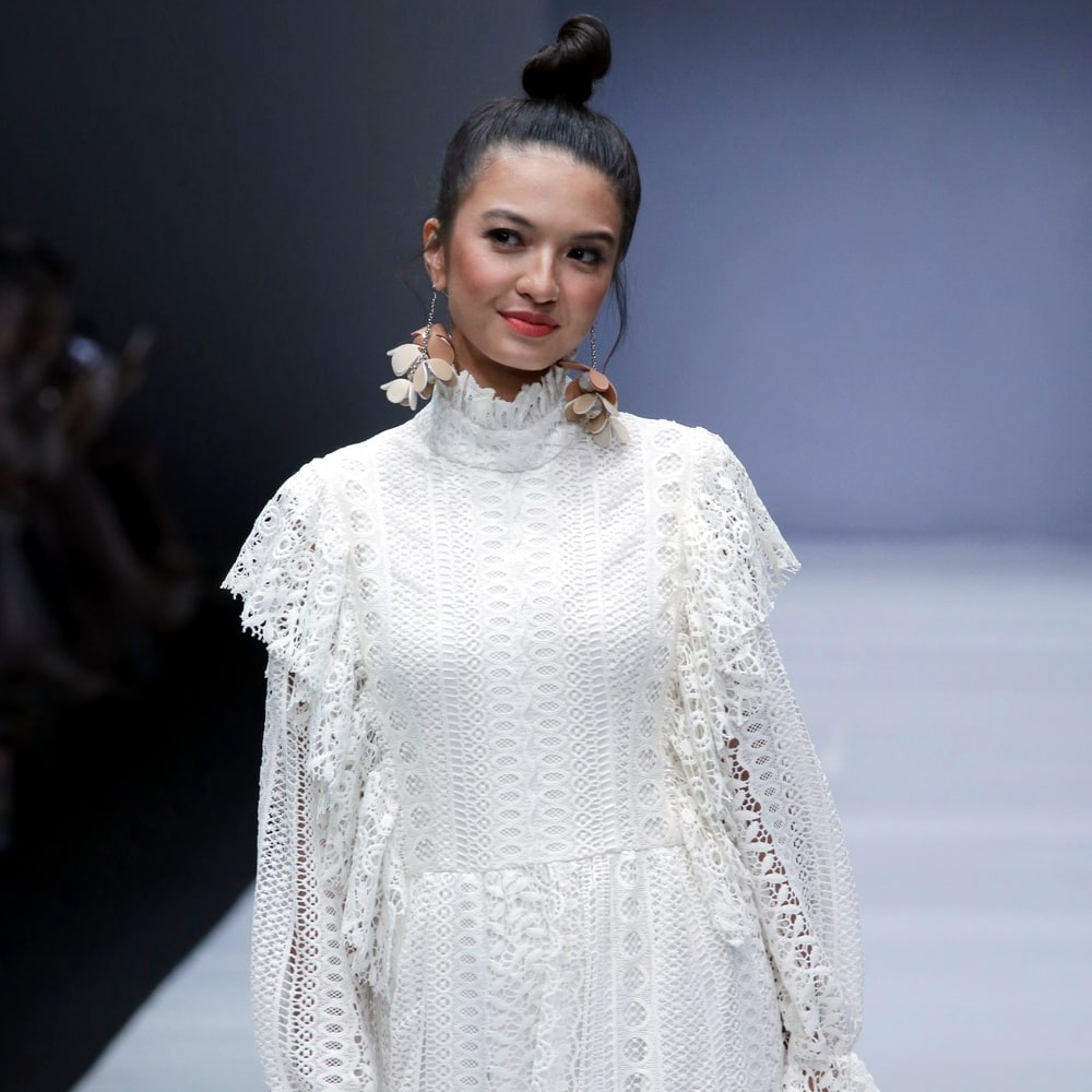 Inspirasi 6 Kota, 6 Desainer di Jakarta Fashion Week