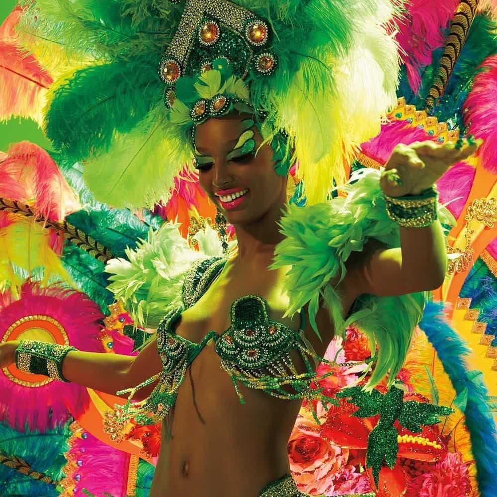 Intip Koleksi Carnival Dari Mac