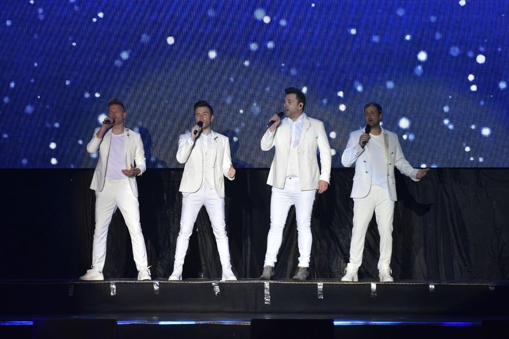 Kejutan Menyenangkan Westlife Saat Konser di Semarang