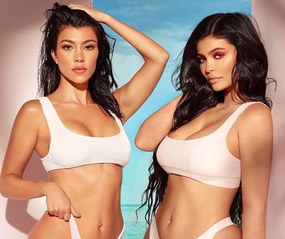 Kolaborasi Kylie Jenner Dan Kourtney Kardashian