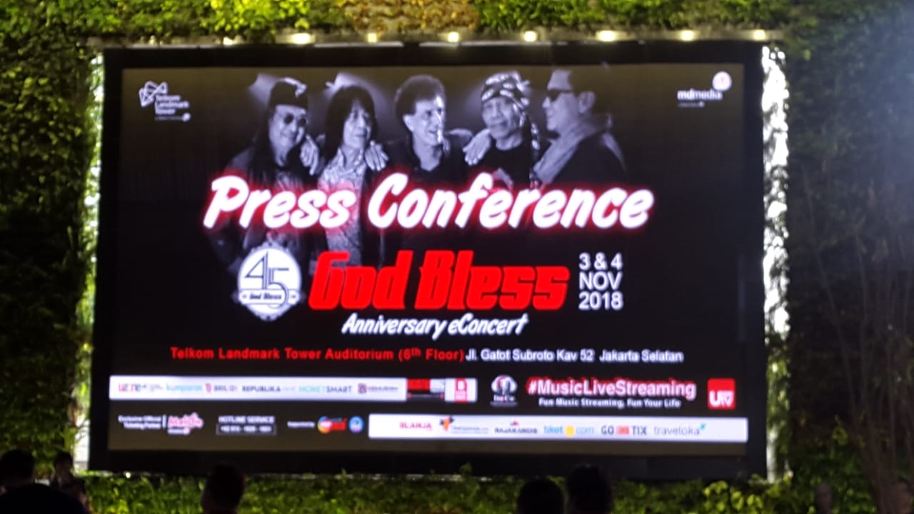 Konser Digital di Peringatan '45 Tahun God Bless'