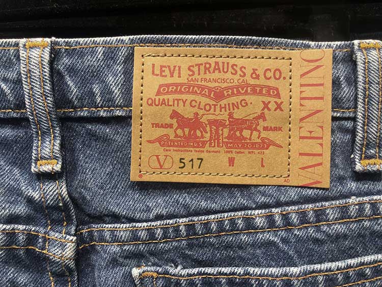 Kolaborasi Levi’s dan Valentino