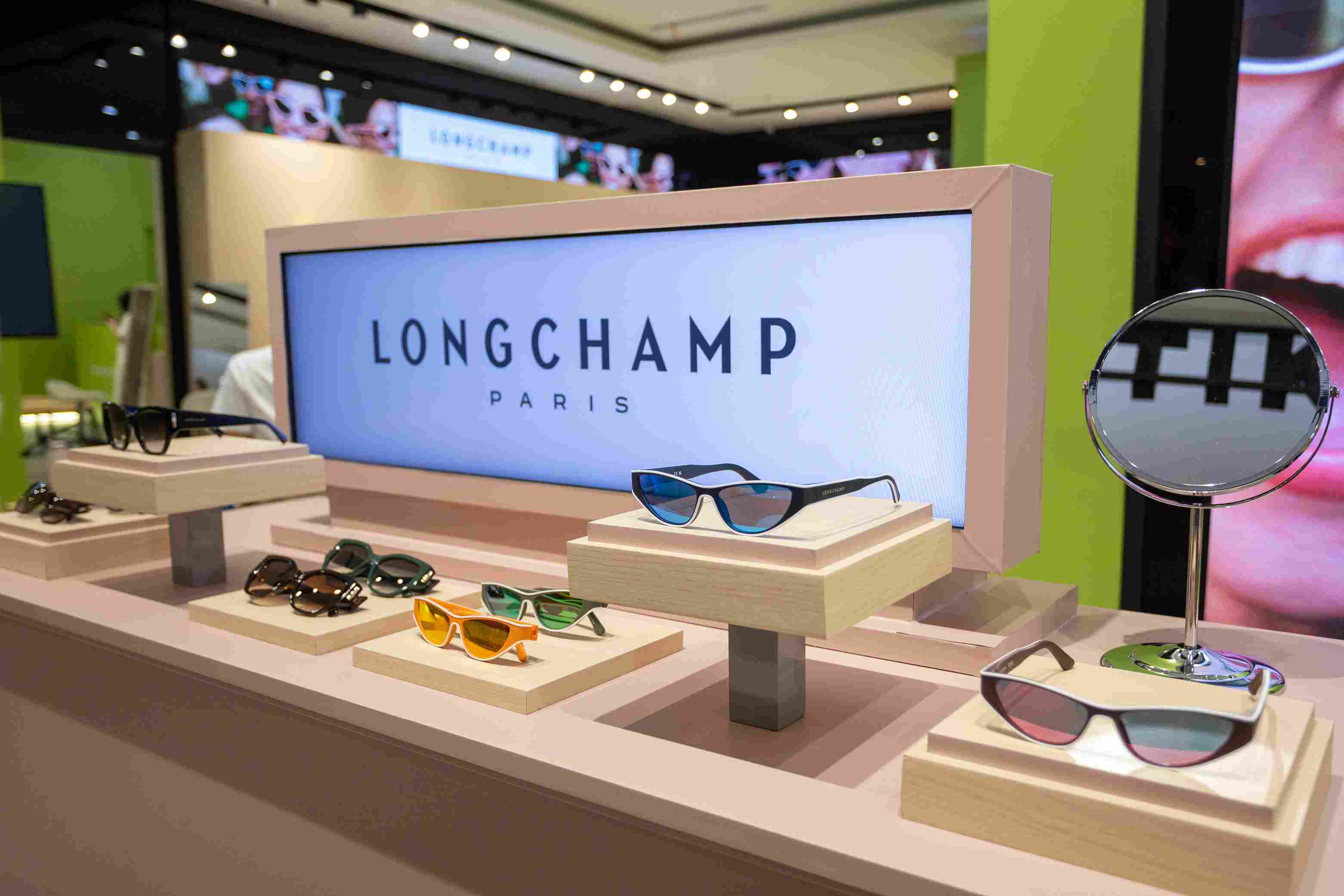 Eksklusif! Optik Seis Hadirkan Longchamp Eyewear A/W 2024