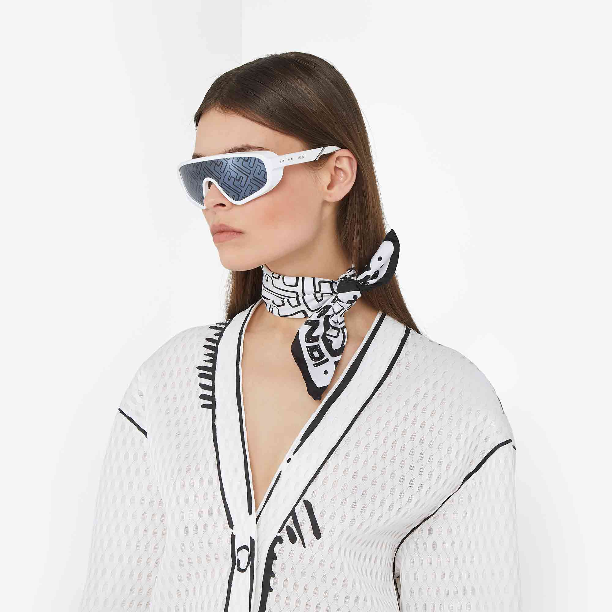 Koleksi Pre-Fall 2020 California Sky Dari Fendi