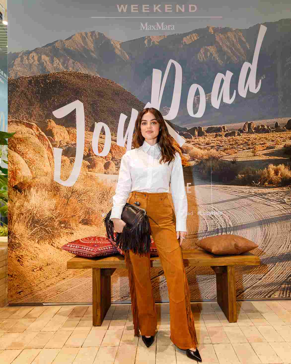 Intip Koleksi Kolaborasi Lucy Hale dengan Weekend Max Mara 