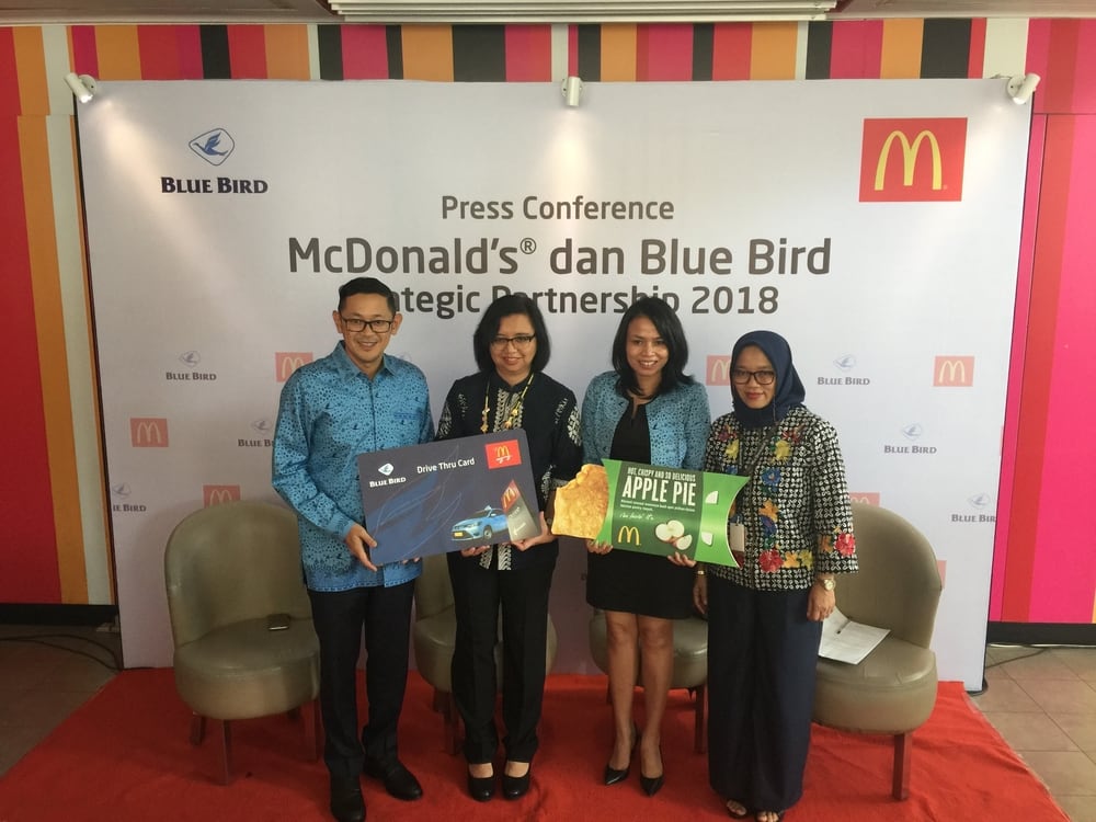 McDonald’s Indonesia Bekerjasama Dengan Blue Bird