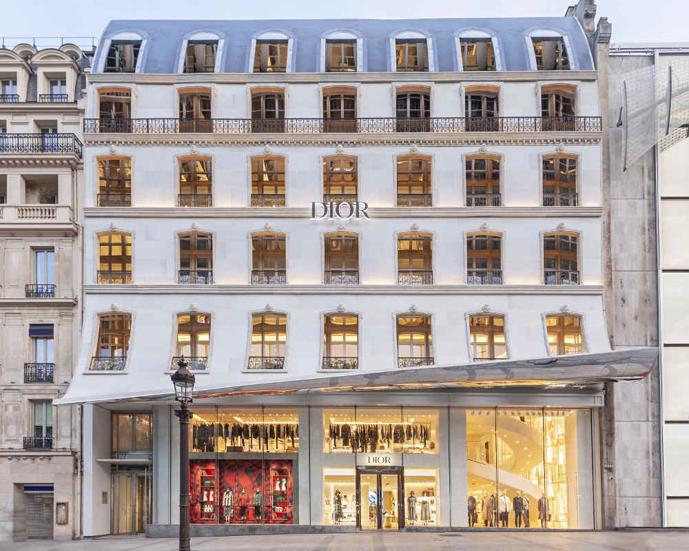 Mengintip Butik Dior di Champs-Élysées Paris
