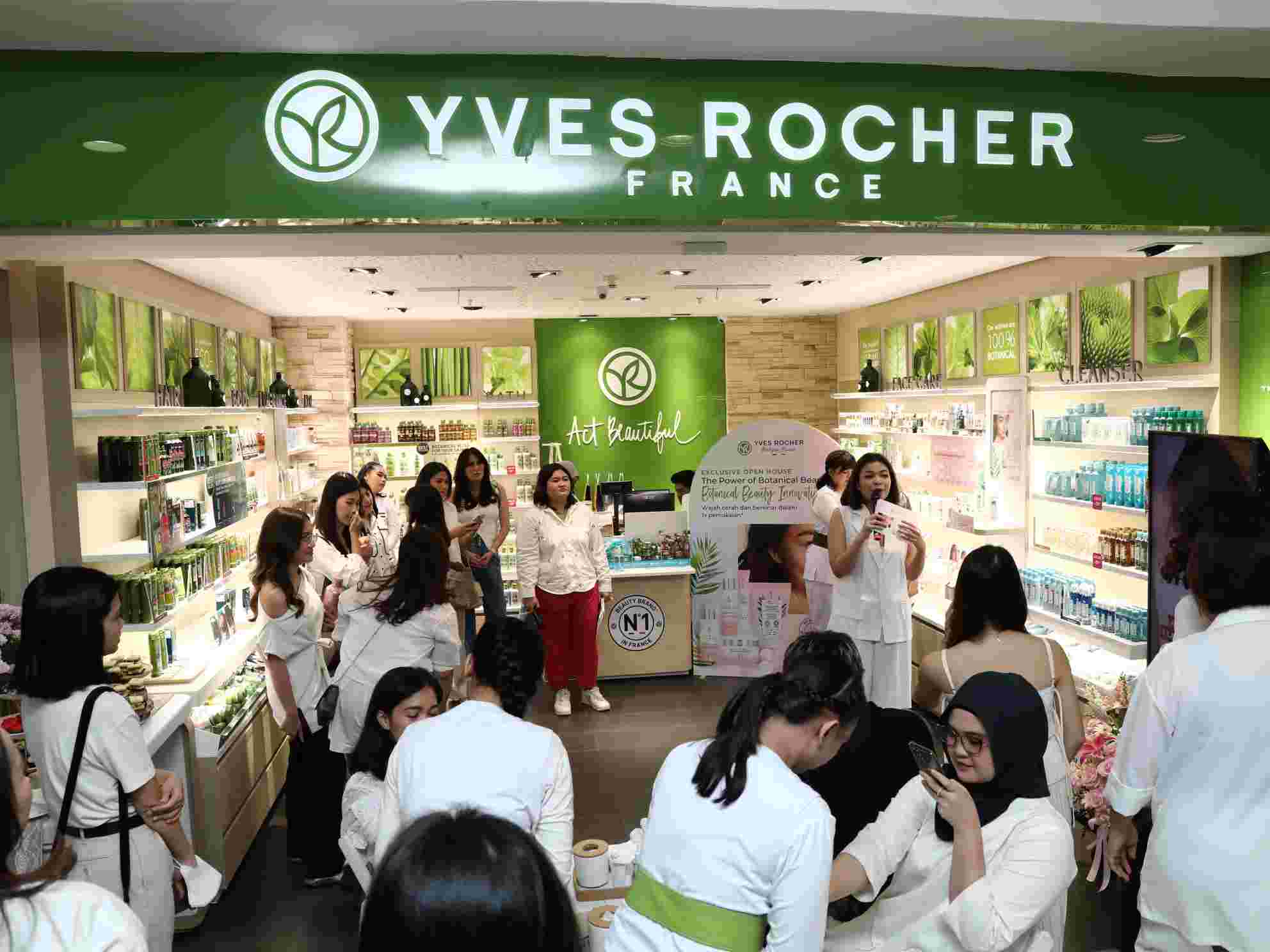 Intip Keseruan Peluncuran Bright Botanical Dari Yves Rocher