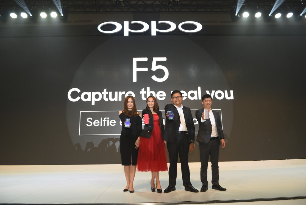 Oppo F5: Perangkat Selfie Expert Terbaru