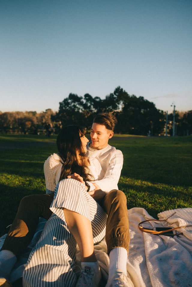 4 Pasangan Yang Cocok Untuk Wanita Cancer