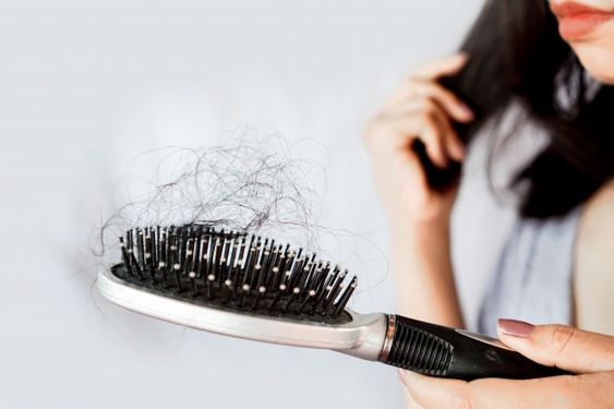 Penyebab Rambut Rontok Berlebihan Pada Wanita