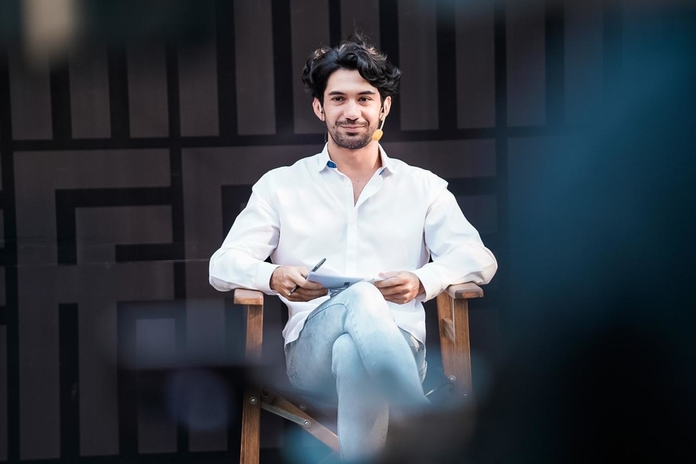 Reza Rahadian Jadi Ketua Umum Festival Film Indonesia 2021