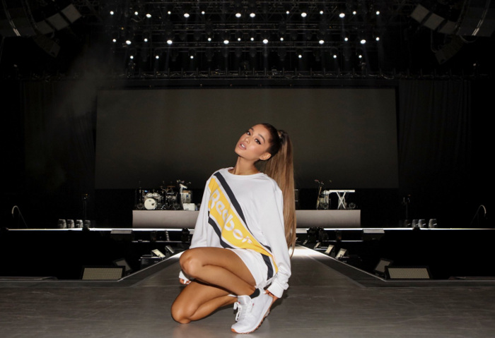 Reebok Kini Gandeng Ariana Grande