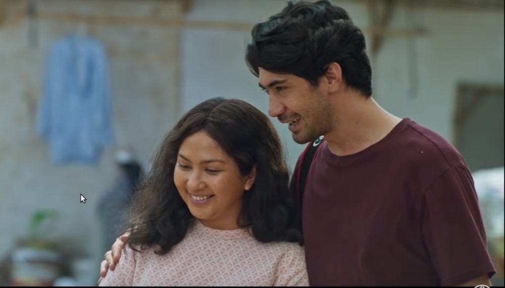 Review Film: 'Imperfect: Karier, Cinta & Timbangan'