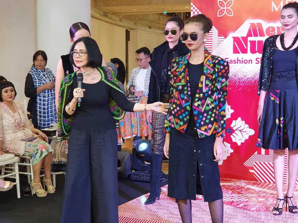 Semarak Merah Putih dalam Mode Indonesia