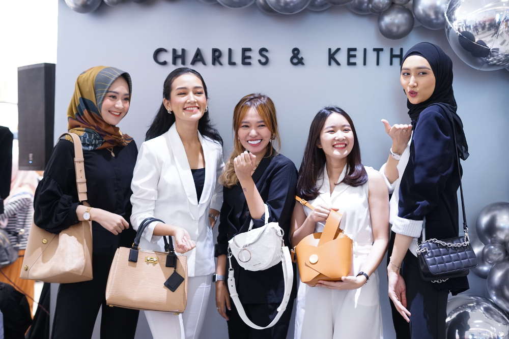 Semarak Pembukaan Kembali Charles & Keith di Palembang