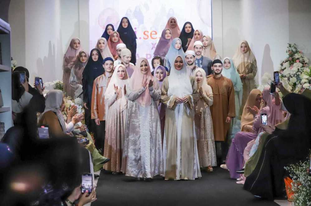 Si.Se.Sa Hadirkan Busana Muslim Syar'i, Raya 2023 Collection