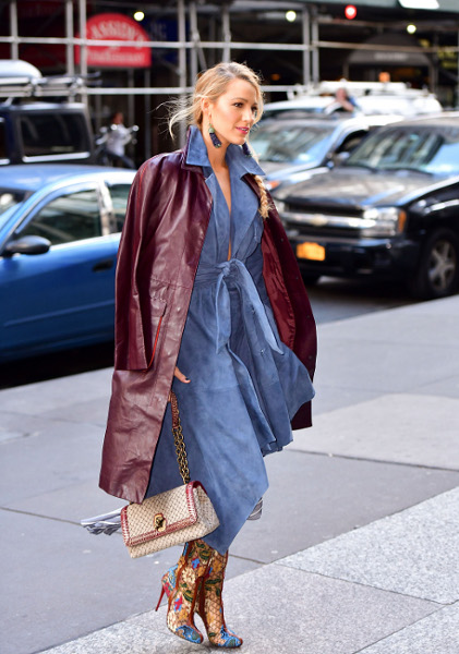 Spotted: Blake Lively Mengenakan Bottega Veneta