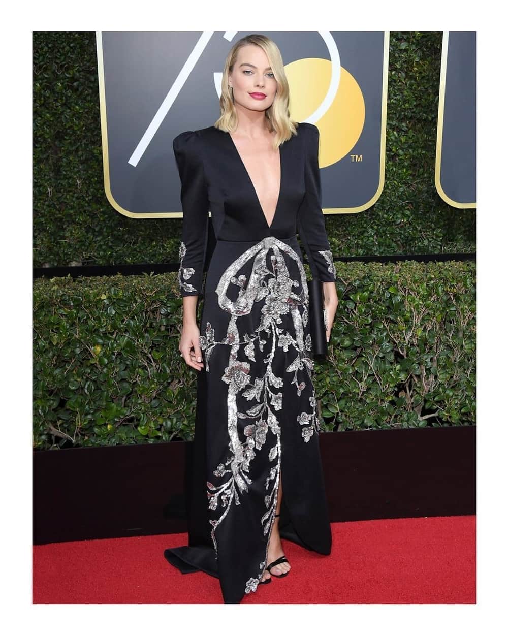 Tampilan 11 Artis Hollywood di Golden Globes Ke-75