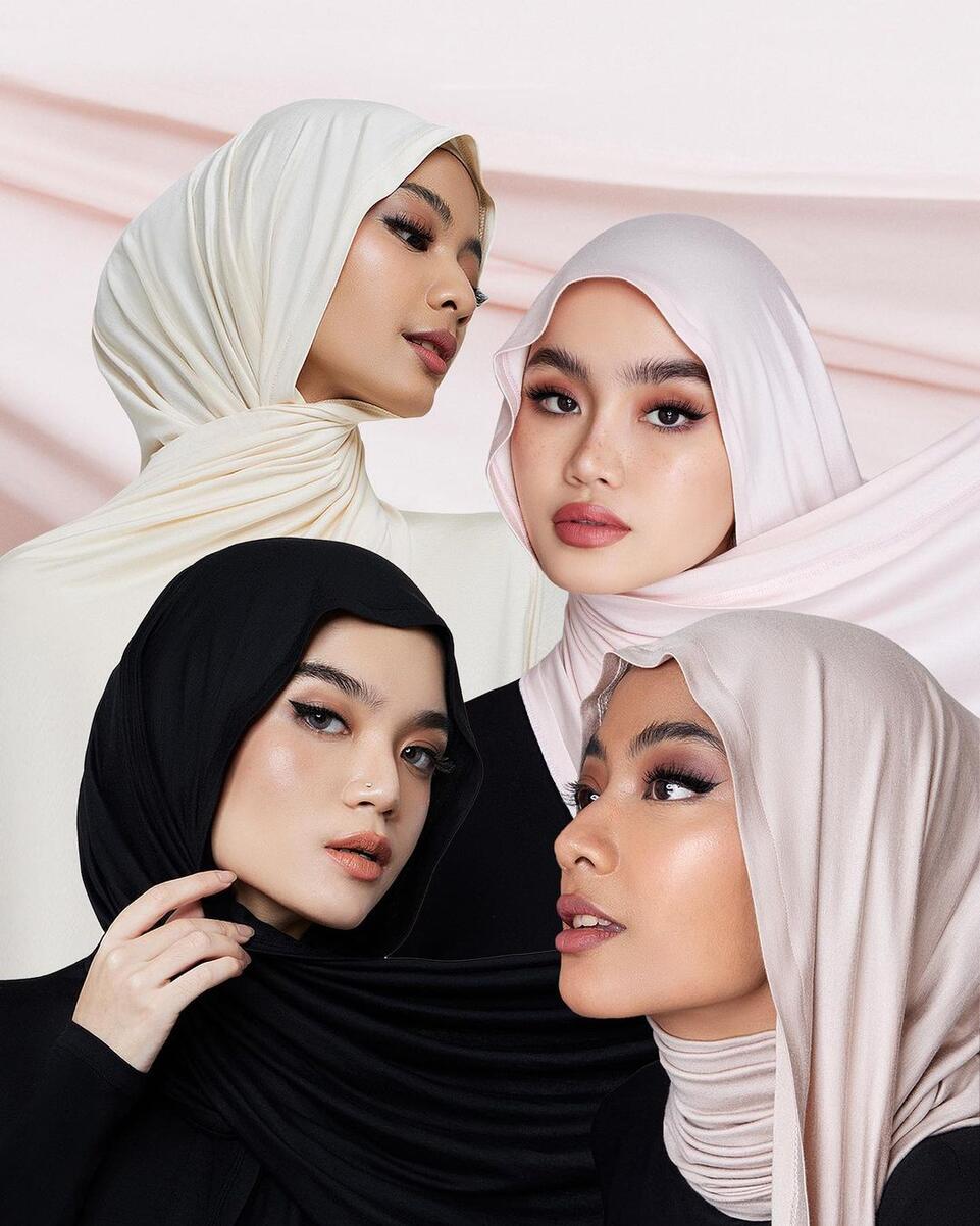  7 Inspirasi Model Hijab Kekinian, Bisa Untuk Hari Raya!