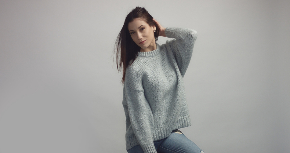 No More Bingung, Ini 5 Ide Mix and Match Sweater Crop Top!