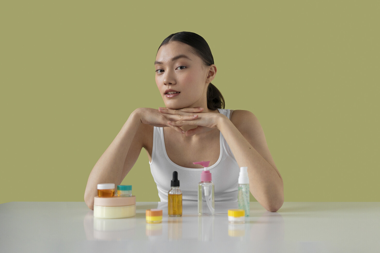 Memasuki Usia 25 Tahun, 5 Produk Skincare Ini Wajib Dimiliki
