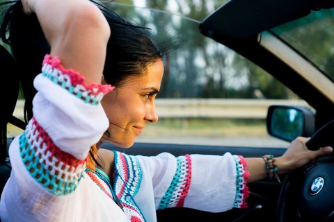Tips Aman Berkendara Motor & Mobil Selama Bulan Ramadan