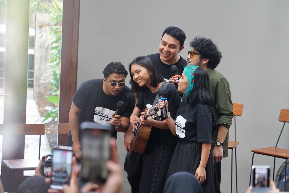 Tur SAMA SAMA: Lima Musisi Indonesia Bersatu dalam Harmoni