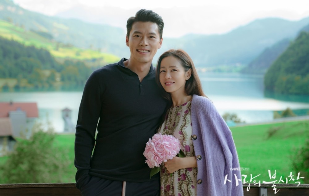 Selamat! Son Ye Jin dan Hyun Bin Sambut Lahir Anak Pertama