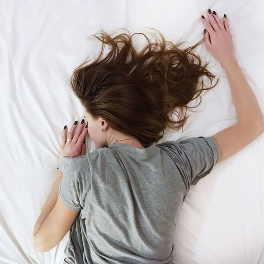 Tips Tidur Nyenyak Berkualitas Di Malam Hari