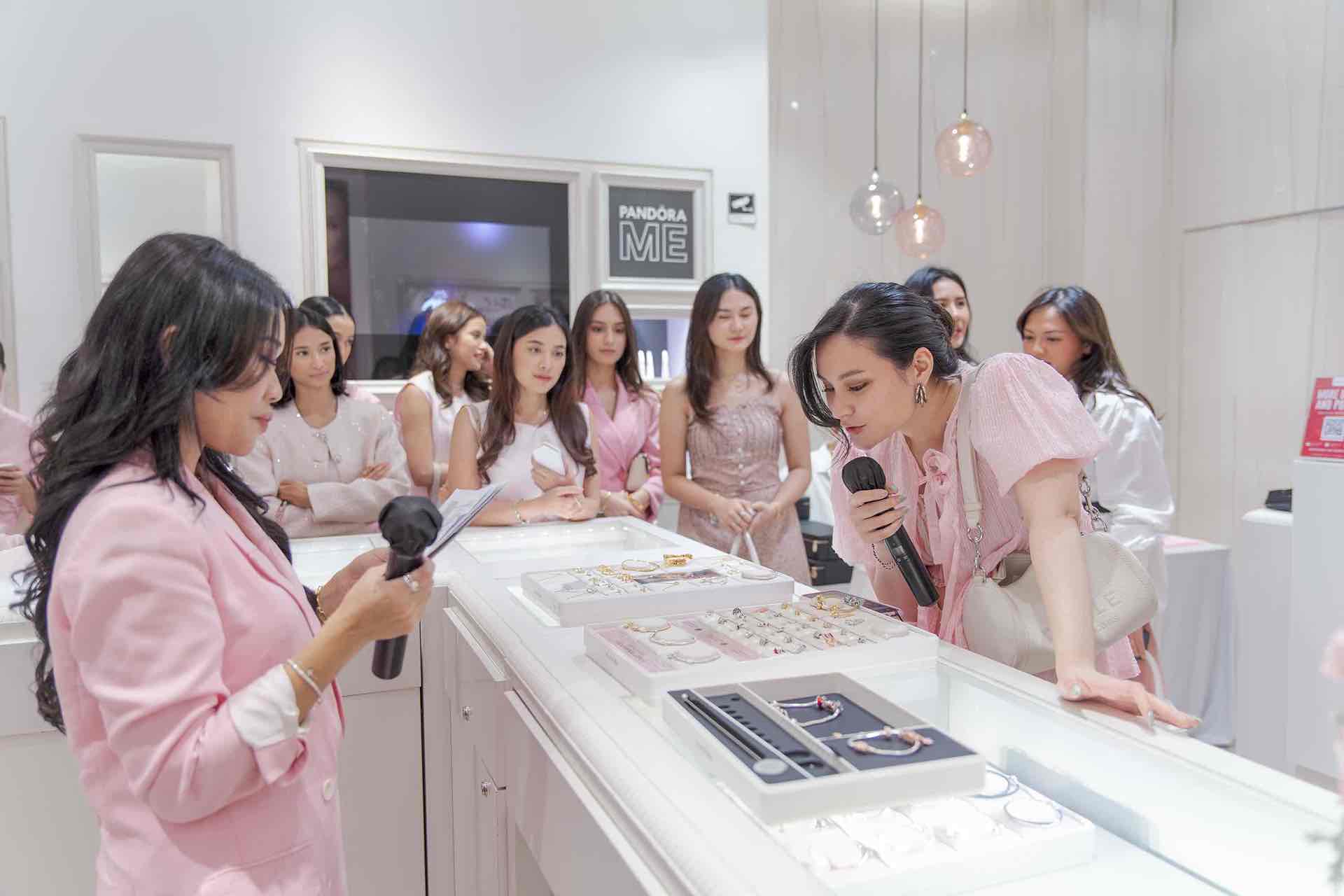 Intip Pesona Acara Pandora New Holiday Collection 2024
