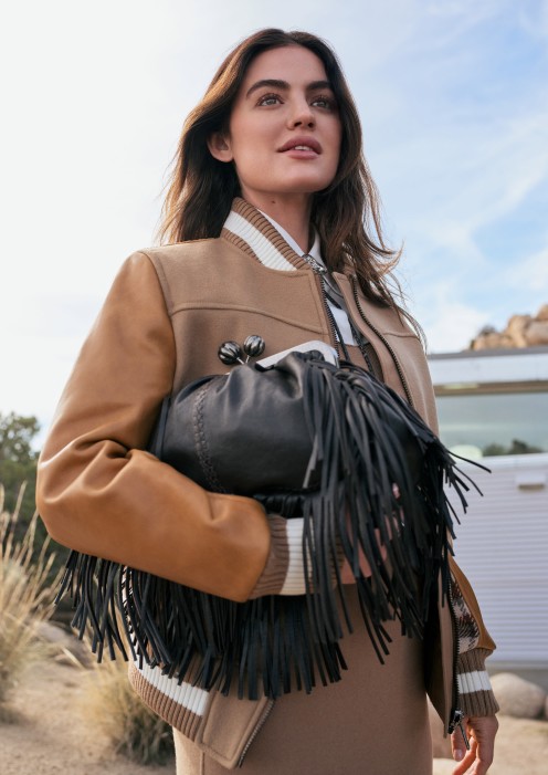 Gaya 'American Western' Ala Weekend Max Mara x Lucy Hale