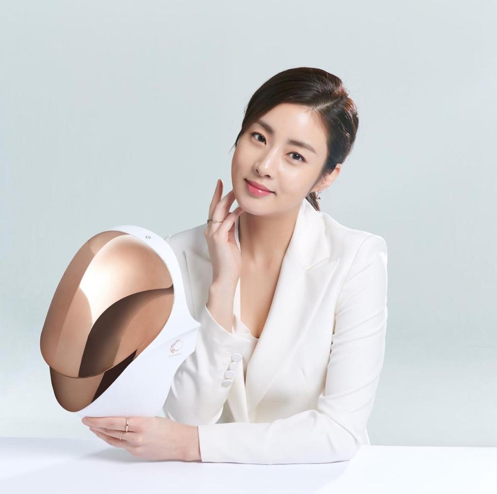 Cellreturn, LED Mask Andalan Kang So Ra yang Bikin Glowing