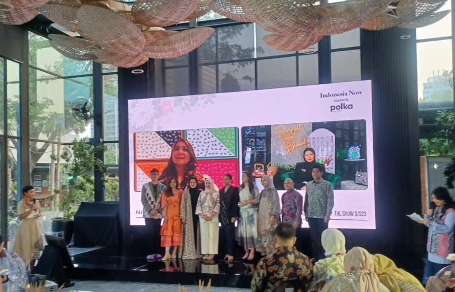 Polka & 6 Desainer Indonesia Tampil Di New York Fashion Week