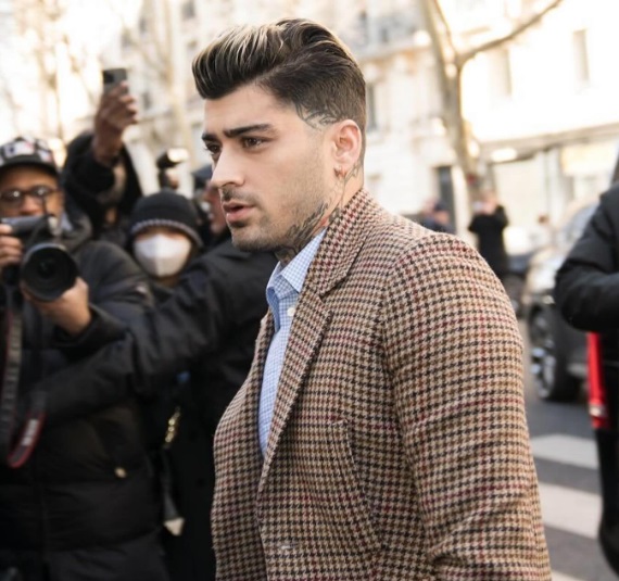 3 Tampilan Zayn Malik Di Men's Paris Fashion Week 2024