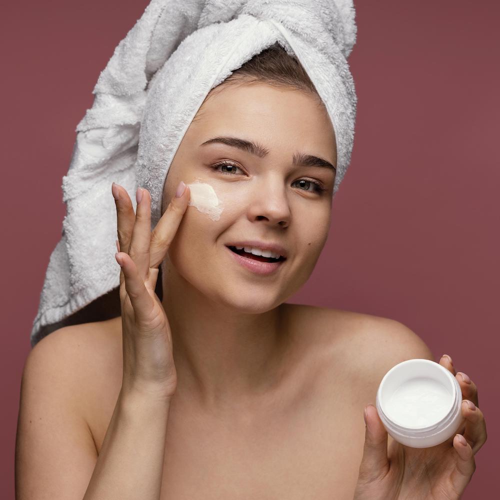 Rekomendasi Produk Anti Aging untuk Pemula di Bawah 600 Ribu