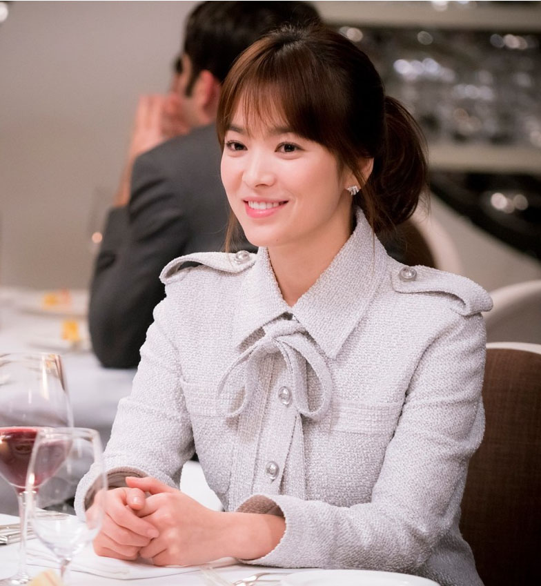 Spotted: Aktris Korea Song Hye Kyo Mengenakan Chanel 