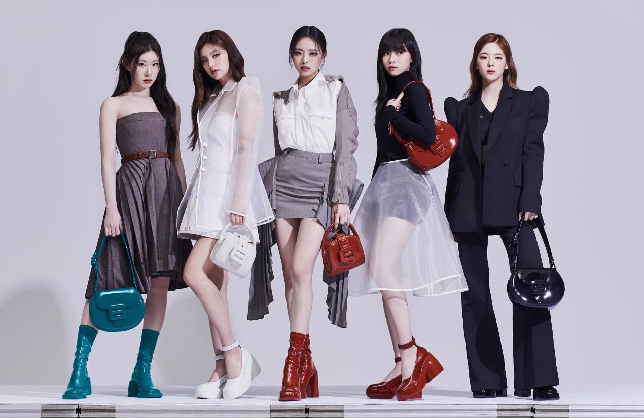 Ini 3 Alasan ITZY Jadi Brand Ambassador Charles & Keith!