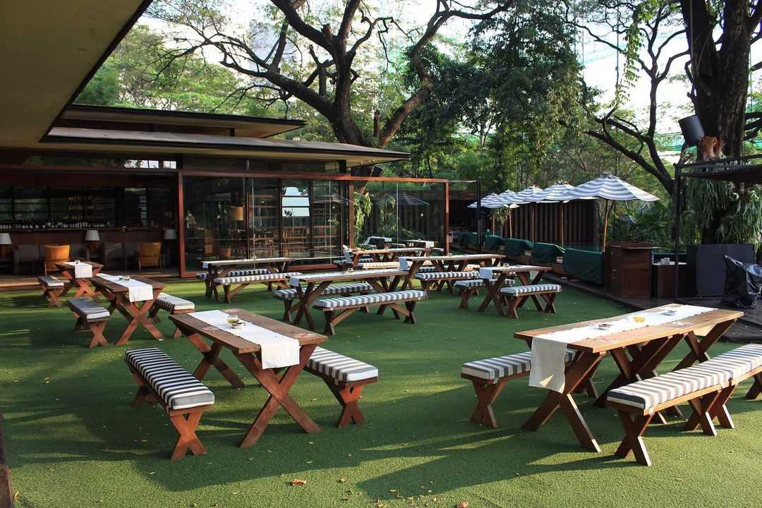 Manjakan Mata & Lidah, Ini 5 Outdoor Restaurant Jakarta