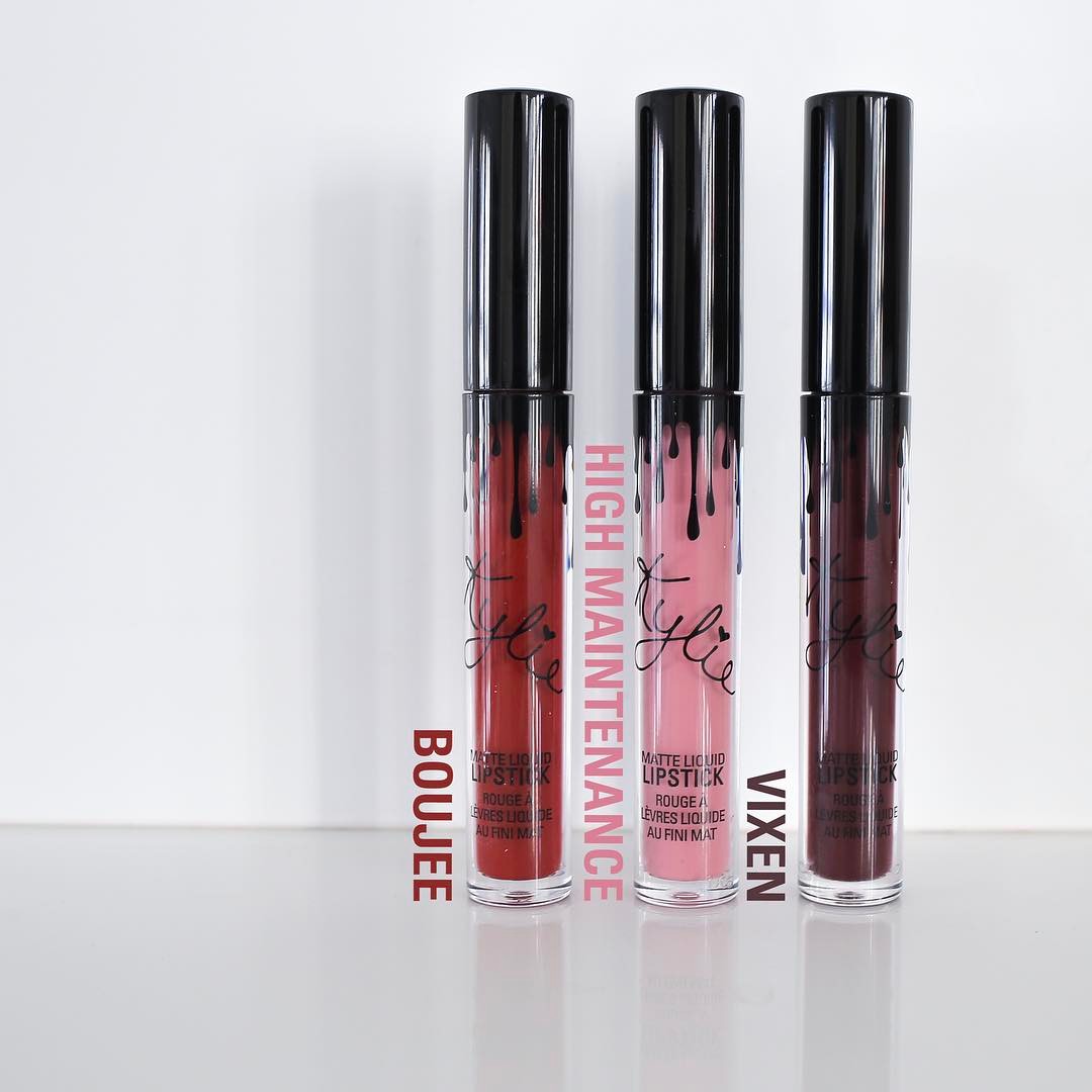 3 Lip Kit Edisi Terbatas Kylie Cosmetics Dijual Kembali