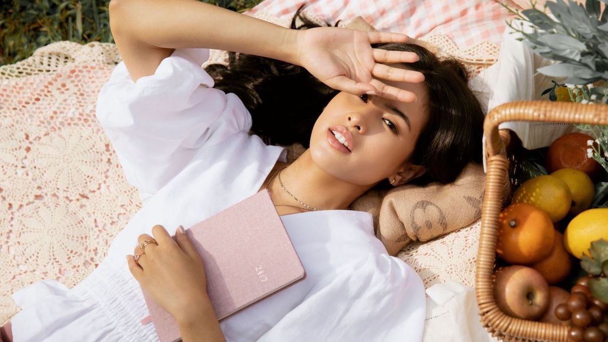 AERIS Beauté Hadirkan Self-Care Kit Bersama Maudy Ayunda