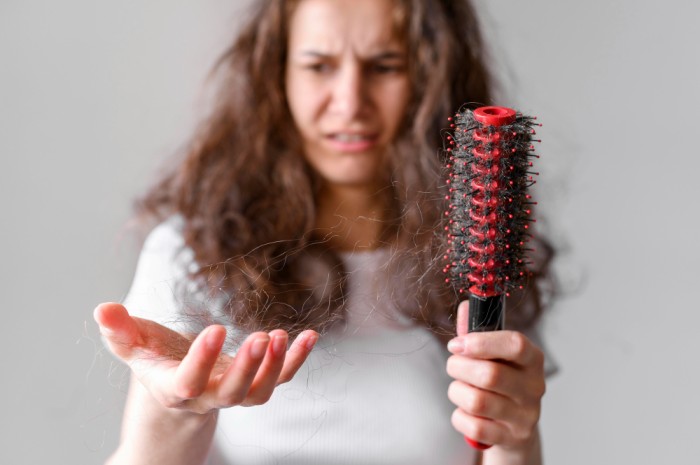 Rambut Selalu Rontok? Bahan Alami Ini Ampuh Untuk Mengatasi